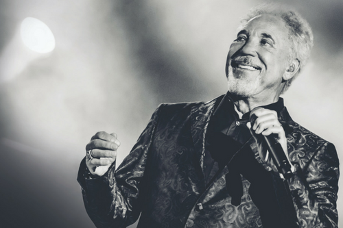 tomjones